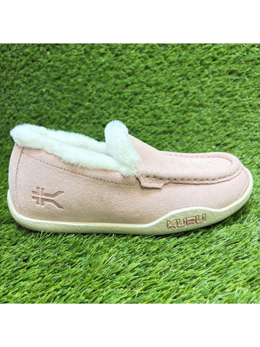 Kuru Loft Womens Size 6.5 Pink White Casual Moccasin Slip On Suede Slippers